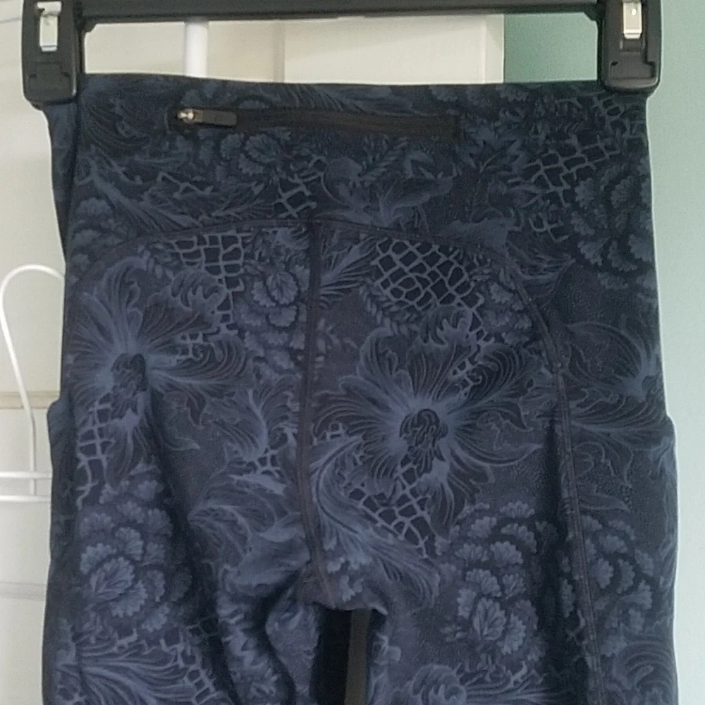 Lululemon Athletica NWOT Speed Up Crop (21 Inch Inseam) Nouveau Mach Blue NWOT